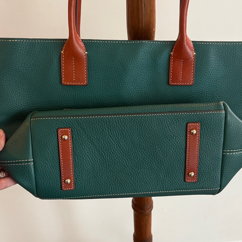 Dooney & Bourke Large Pebble Grain Leather Shoulders Strap Tote Bag - Green - Picture 8 of 16